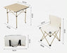 Ensemble de table et chaises de camping compact avec sac ; table en aluminium pliable et quatre chaises légères pour une utilisation en extérieur ; dimensions indiquées.