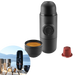 Machine à café à capsules d'espresso portable, parfaite pour le camping, avec des dosettes Nespresso et des accessoires, offrant une commodité adaptée aux voyages.