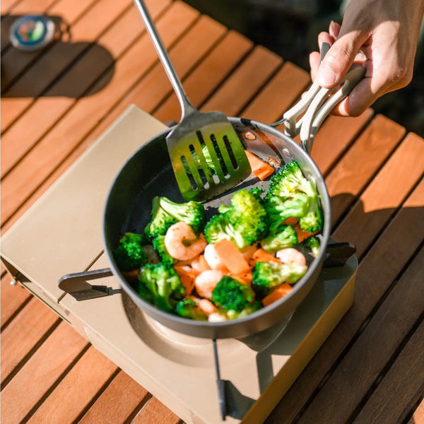 Batterie de cuisine Naturehike Traitement durable contre l'oxydation dure Set pour 2-4 personnes (1,7L pot + 7-inch frying pan + 0,8L kettle) vue 2