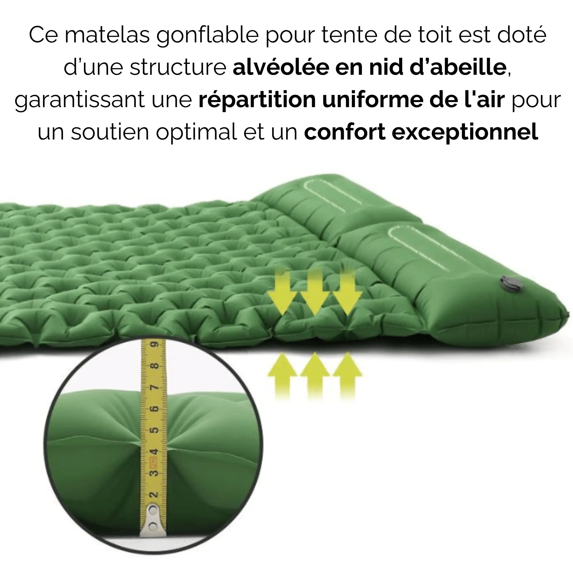 Matelas gonflable vert avec structure en nid d'abeille, offrant confort et soutien optimaux pour camping ou tente de toit.