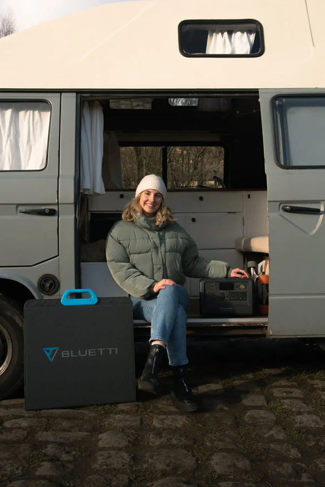 Bluetti PV200 replié transport facile voyage