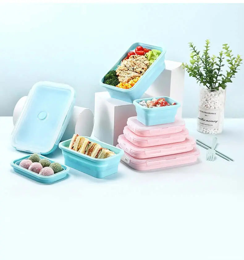 Ensemble de 5 boîtes à lunch en silicone pliables avec nourriture, idéales pour le camping ou la cuisine, présentées dans diverses tailles et couleurs.