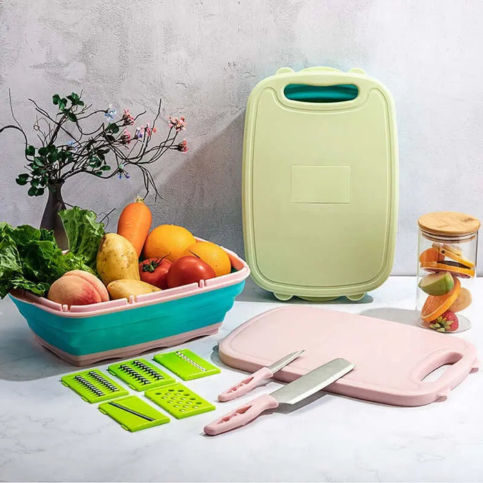 Set de planche à découper en silicone 9-en-1 multifonctionnel avec couteaux et râpes, idéal pour les cuisines mobiles et la vie en van.